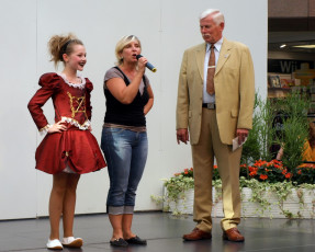 54_Presentation im NWZ-10